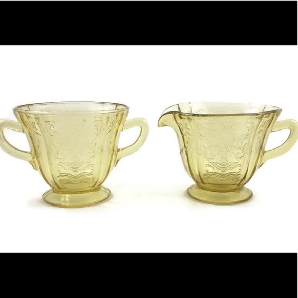 Federal glass company Madrid pattern vintage depression glass sugar creamer - Picture 1 of 4
